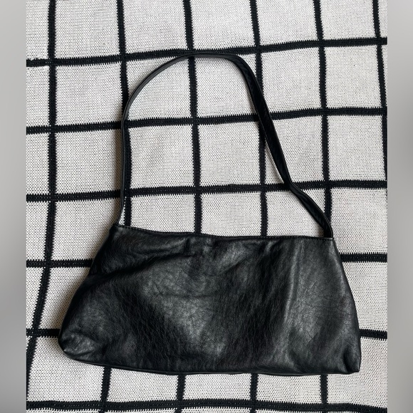 BLACK LEATHER Shoulder Purse - Picture 2 of 3